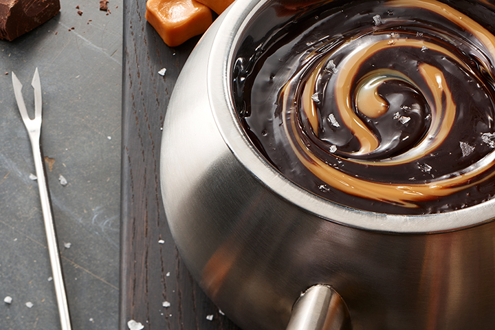 Dark & Dulce Chocolate Fondue